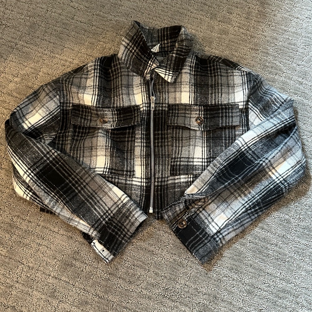 Barely Worn Black & White Plaid Crop Jacket